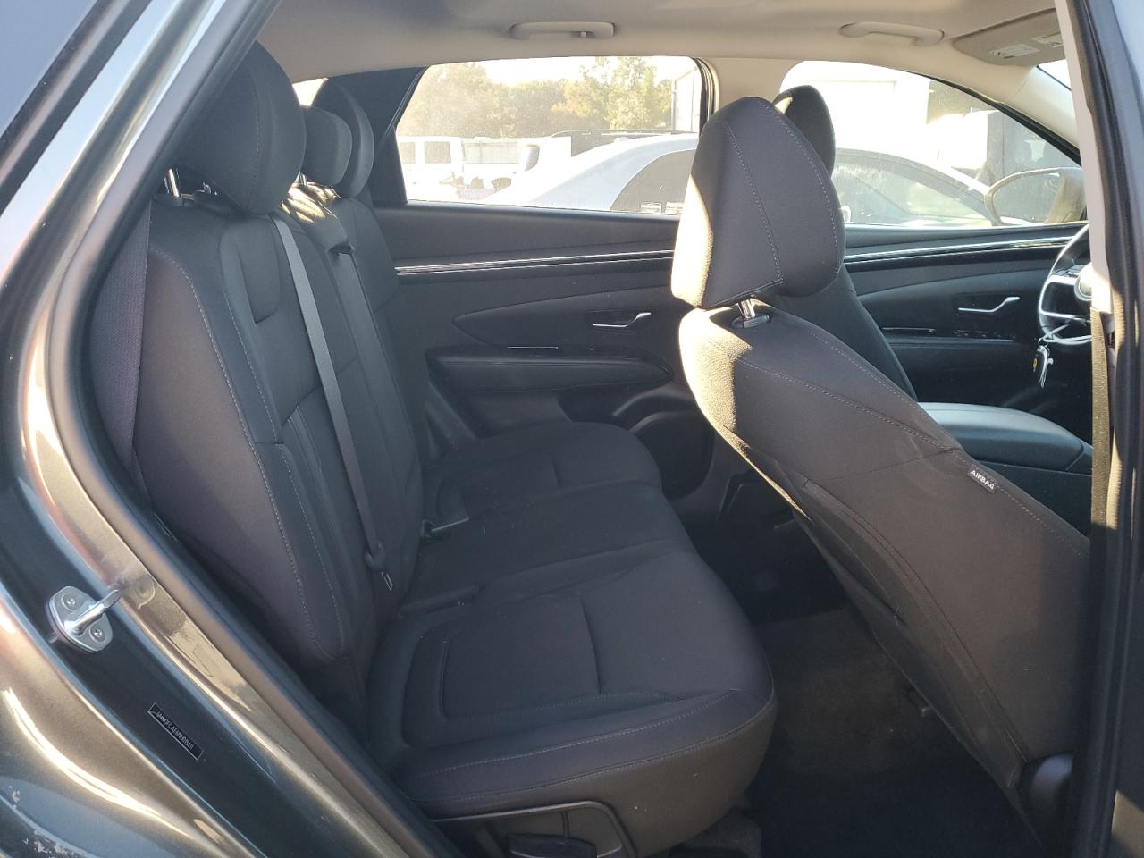 Hyundai TUCSON Sel Image 12