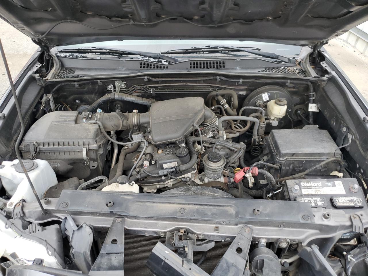 Toyota Tacoma Double Cab Image 2