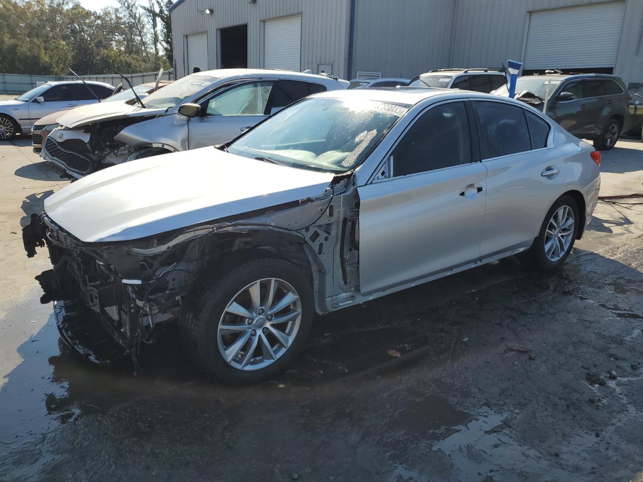 INFINITI Q50 Premium Image 1