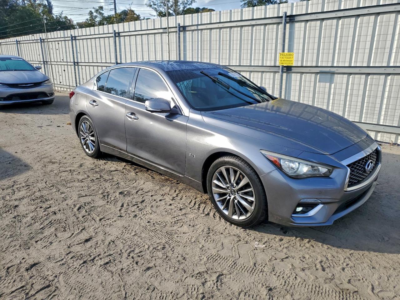 INFINITI Q50 Luxe Image 10