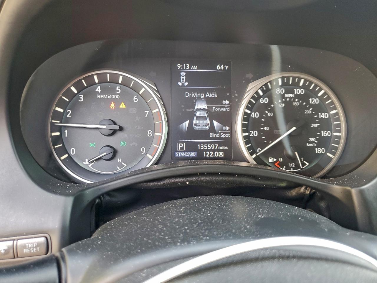 INFINITI Q50 Luxe Image 8