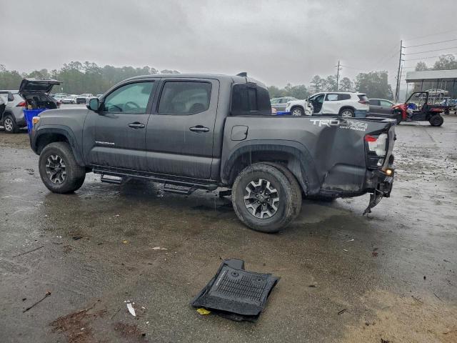 Toyota Tacoma Double Cab Image 4