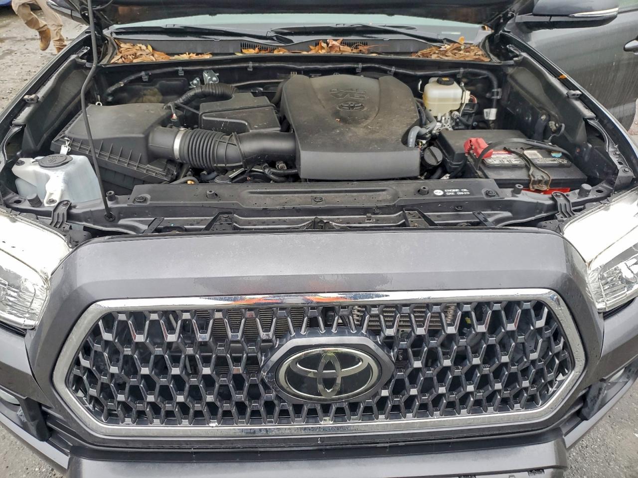 Toyota Tacoma Double Cab Image 7