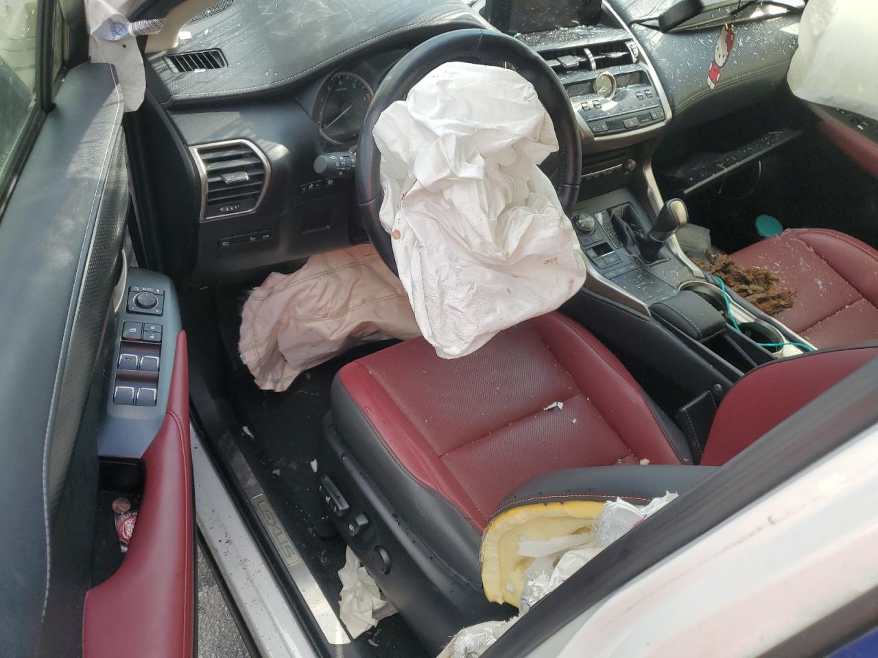 Lexus NX 300 Base Image 3