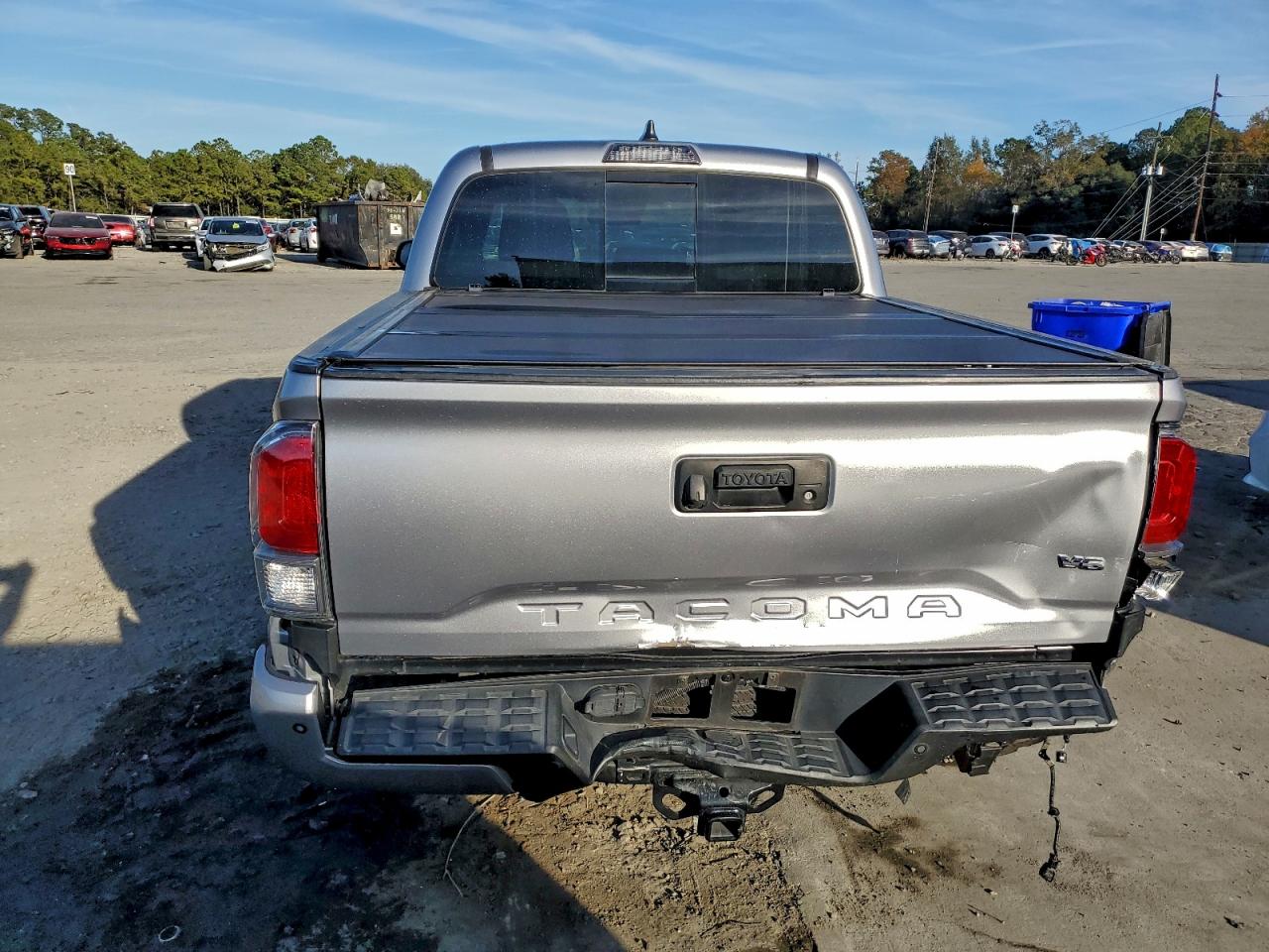 Toyota Tacoma Double Cab Image 5