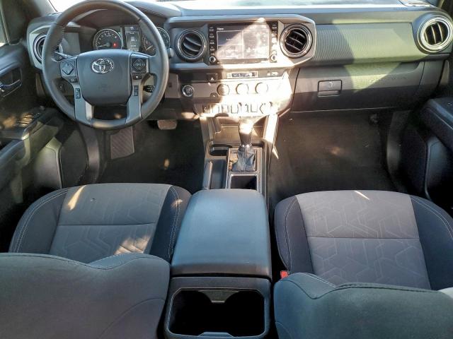 Toyota Tacoma Double Cab Image 10