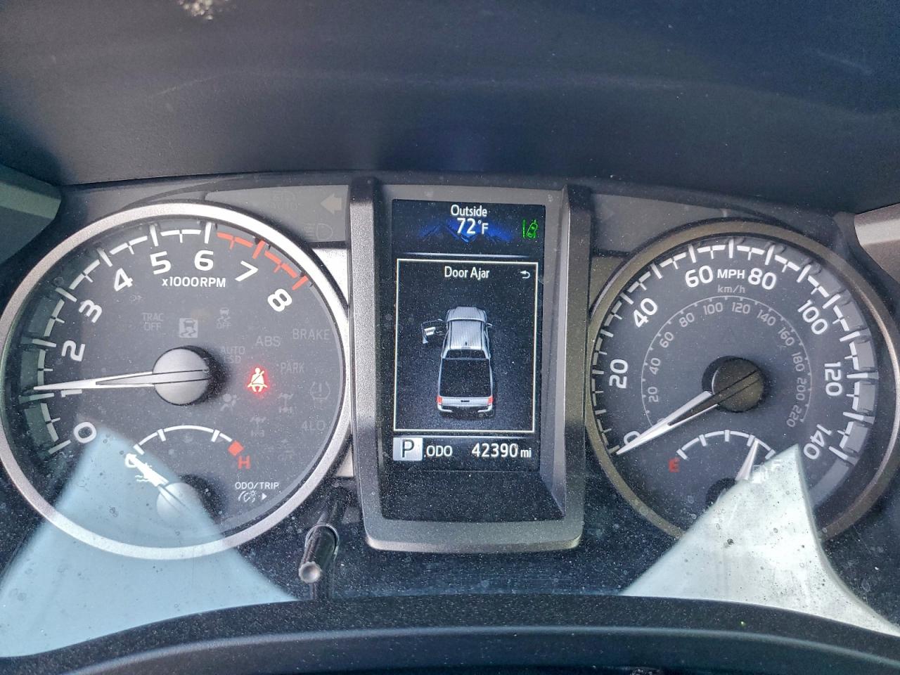 Toyota Tacoma Double Cab Image 7