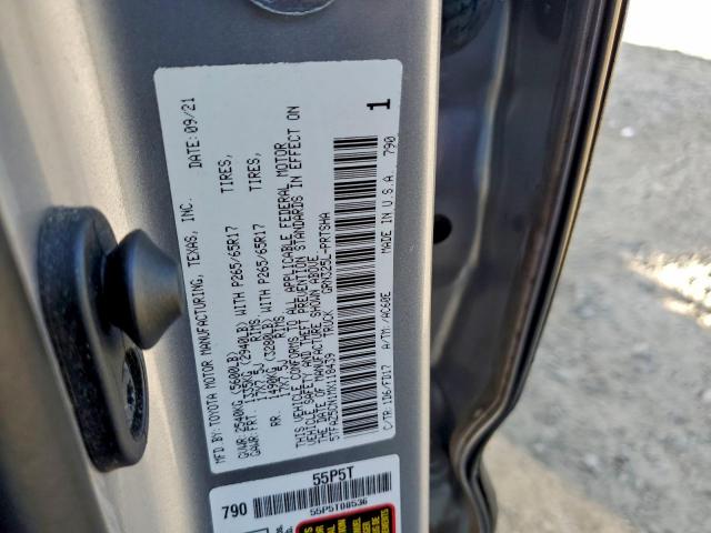 Toyota Tacoma Double Cab Image 12