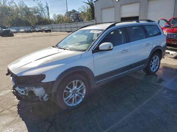  Salvage Volvo XC70