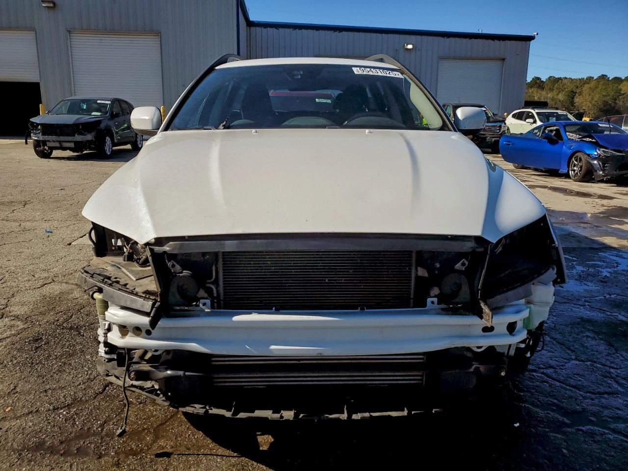 Volvo XC70 T5 Image 3