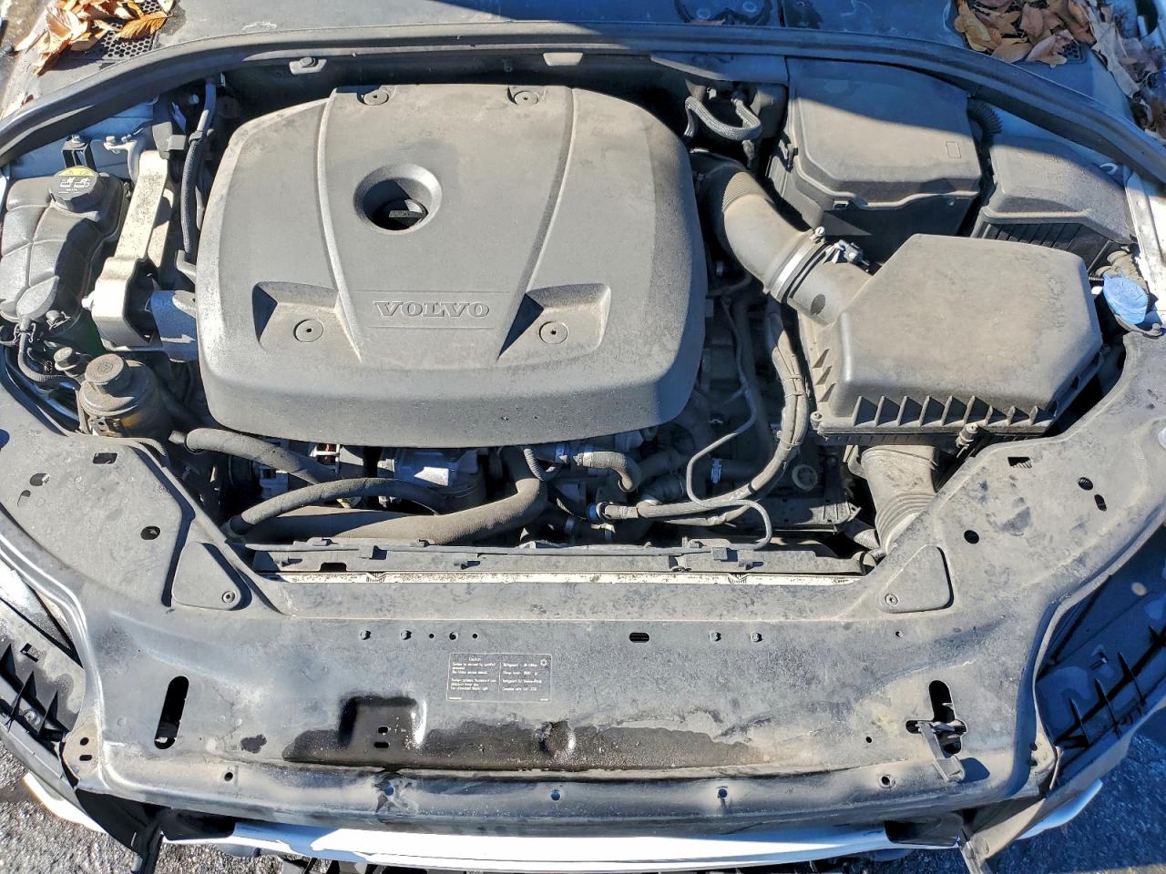 Volvo XC70 T5 Image 11