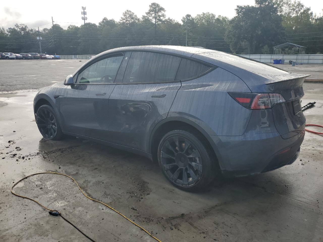 Tesla Model Y Image 11