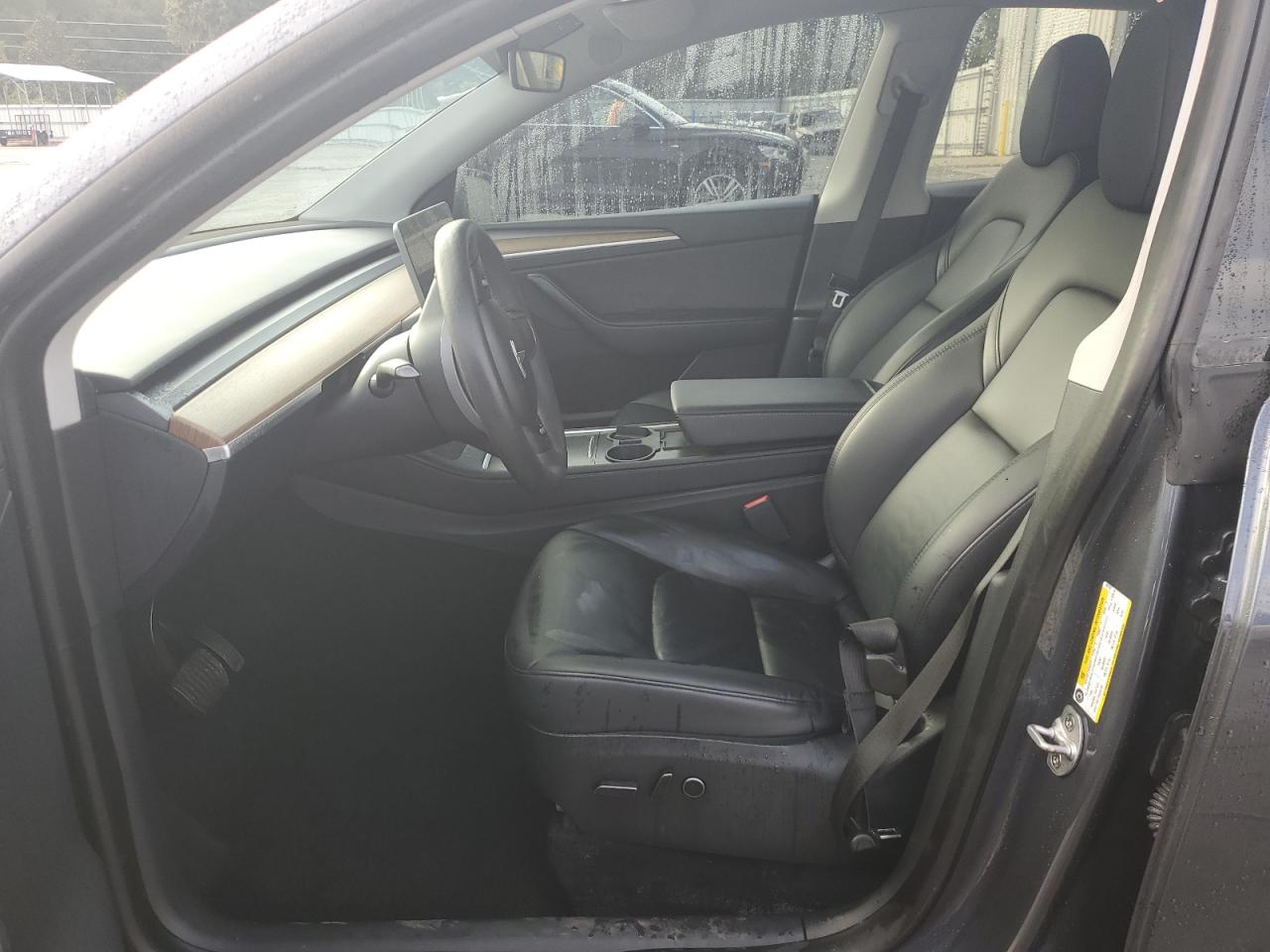 Tesla Model Y Image 5