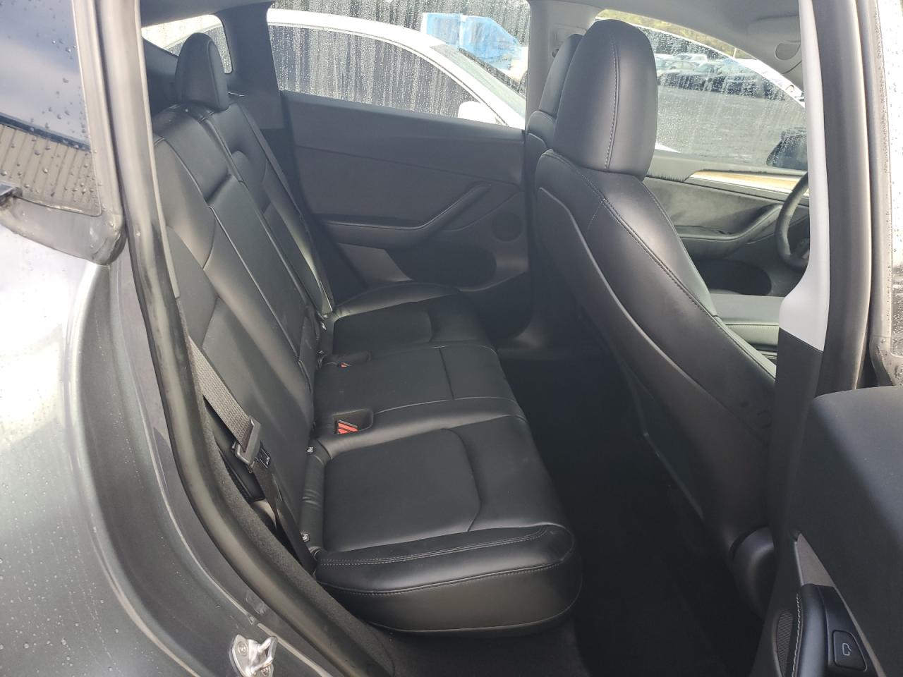 Tesla Model Y Image 12