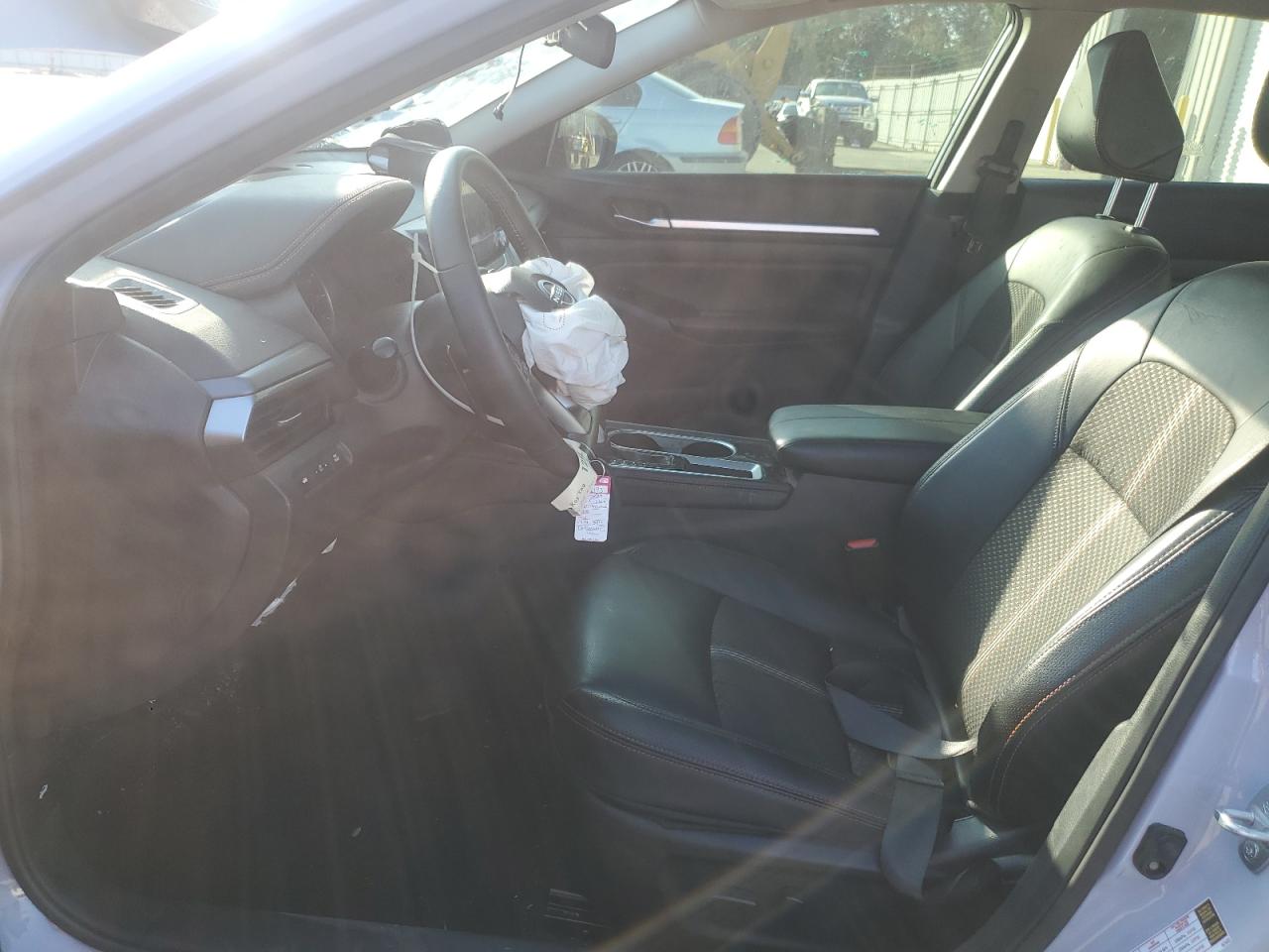 Nissan Altima Sr Image 7