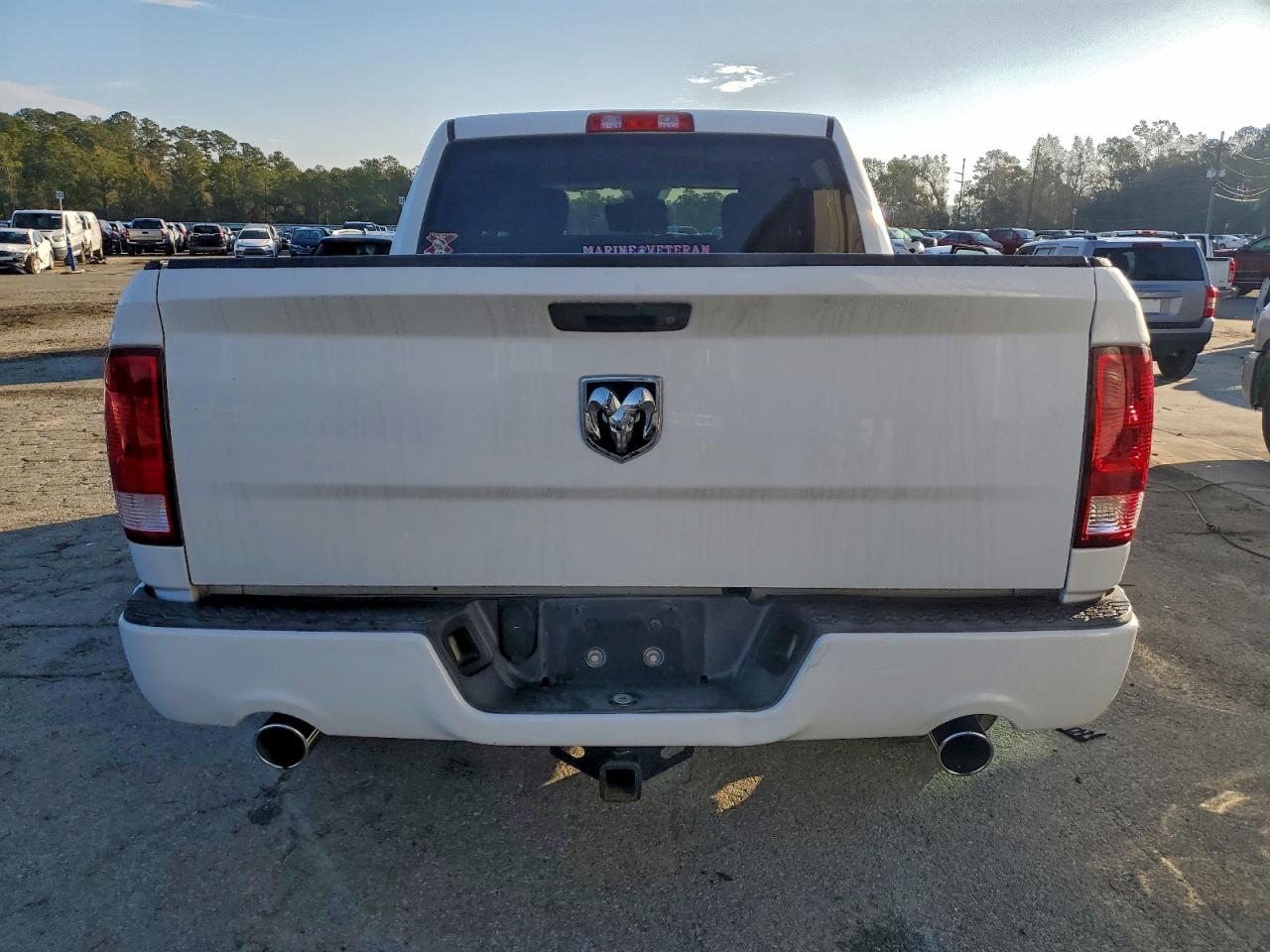 Ram 1500 St Image 11