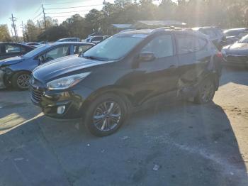  Salvage Hyundai TUCSON