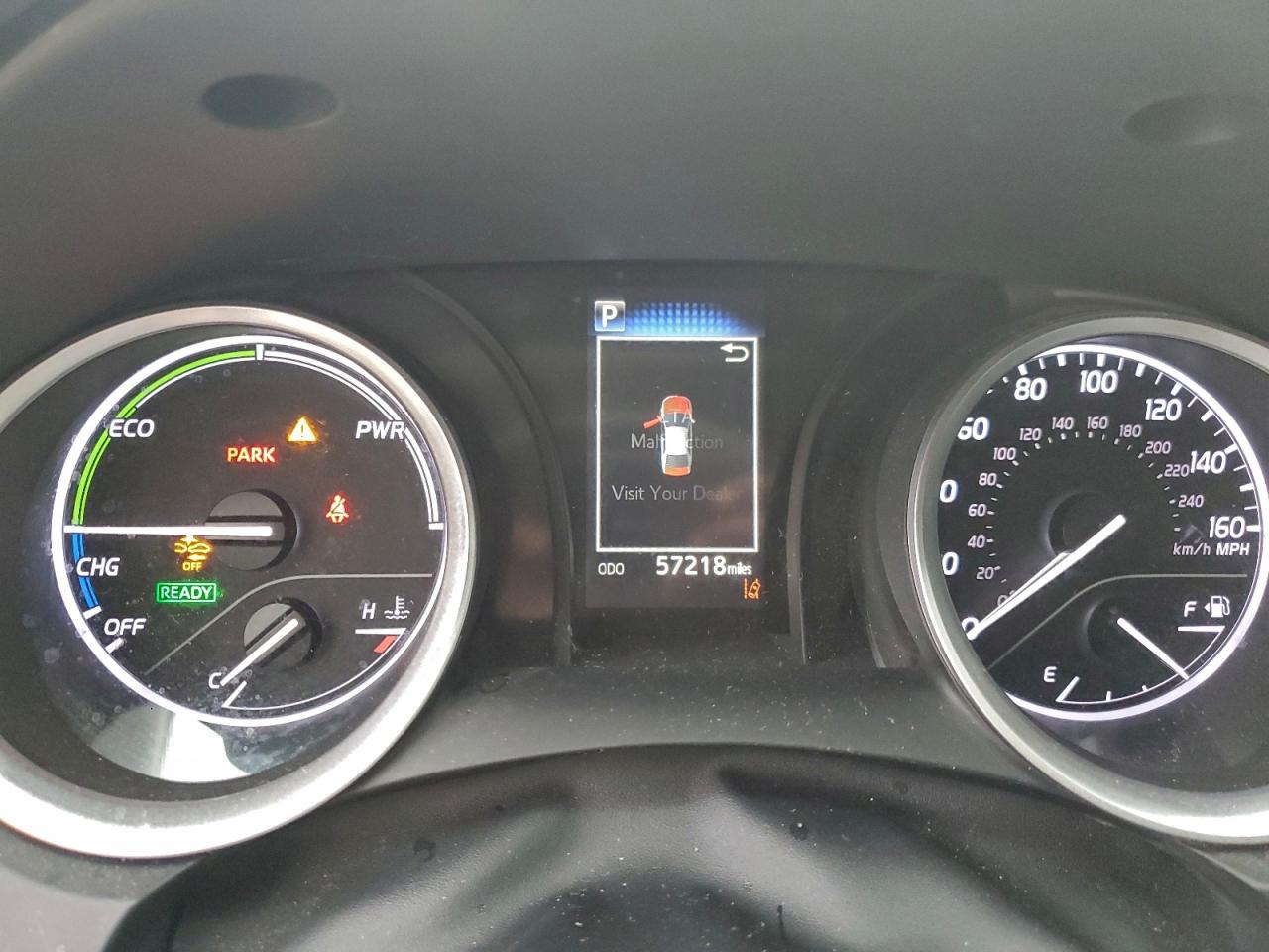 Toyota Camry Le Image 5