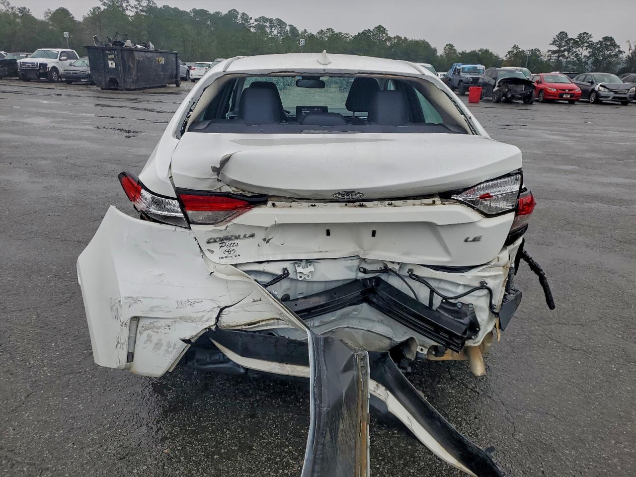 Toyota Corolla Le Image 2