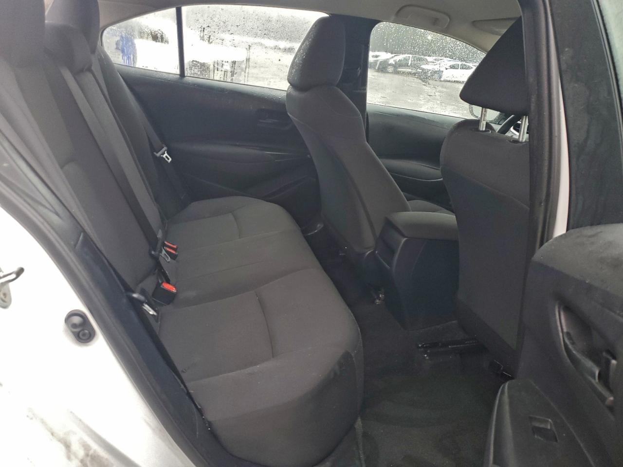 Toyota Corolla Le Image 5