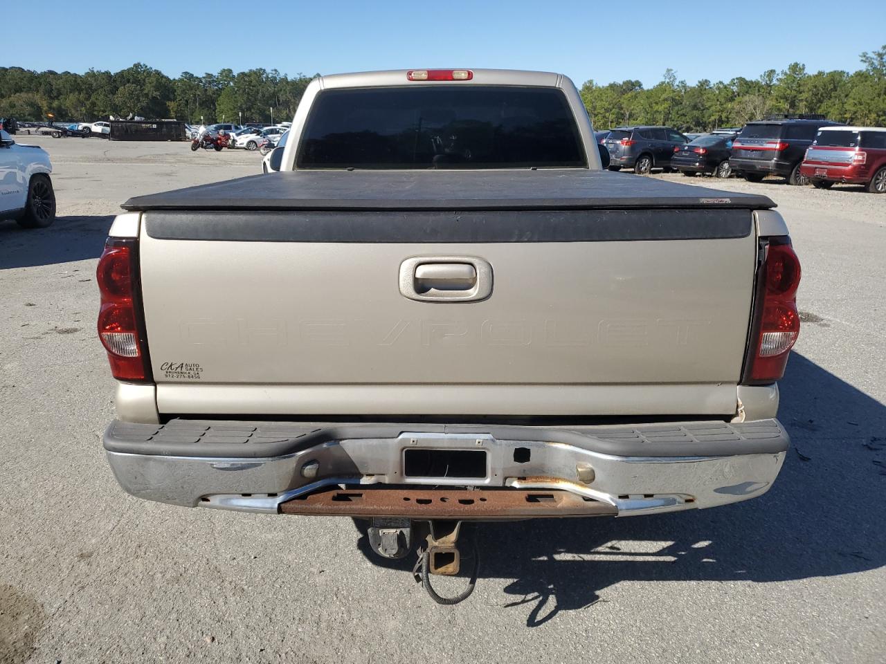 GMC Sierra C1500 Image 8