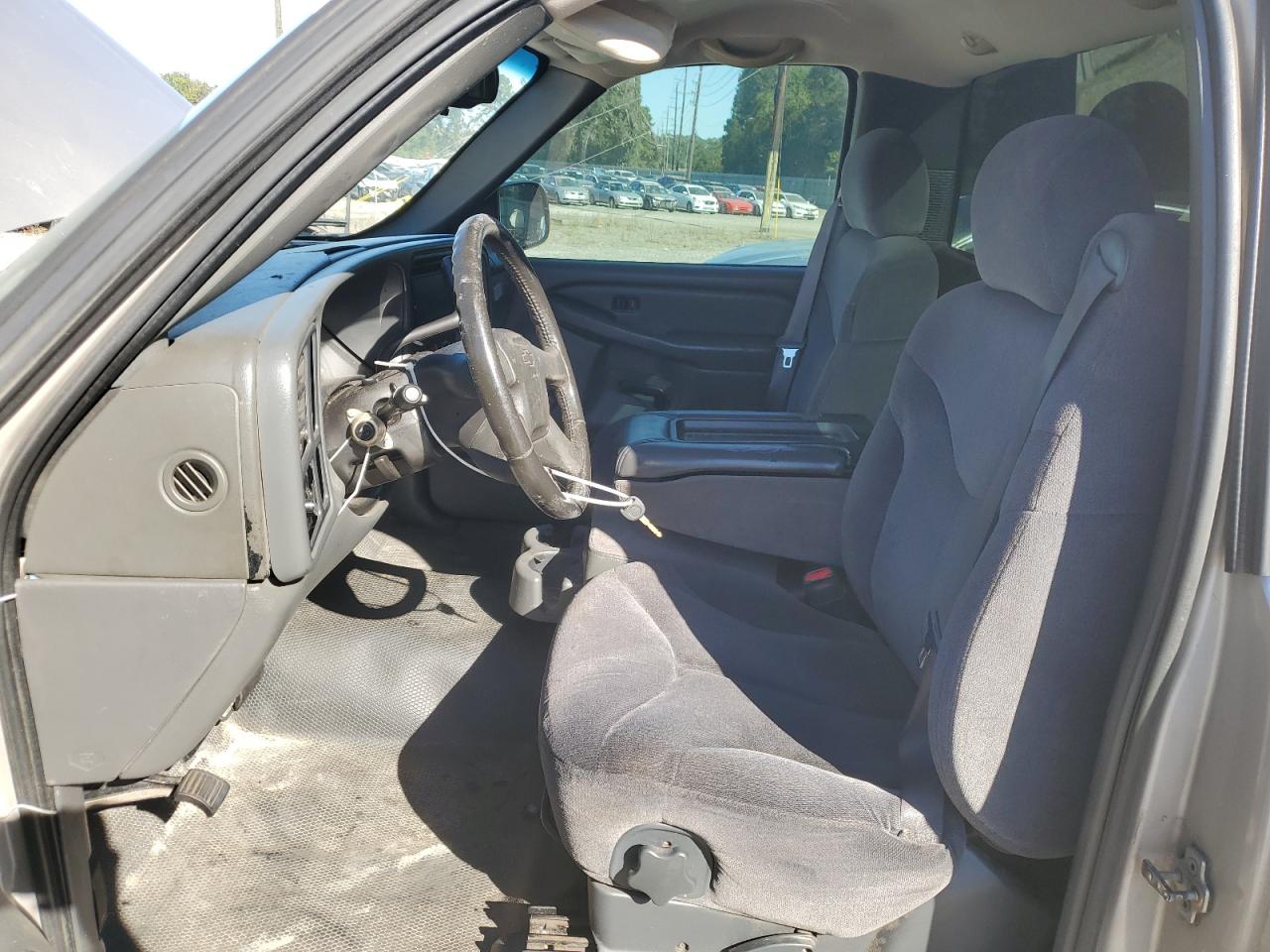 GMC Sierra C1500 Image 12