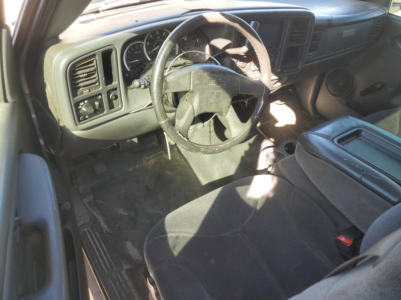 GMC Sierra C1500 Image 2