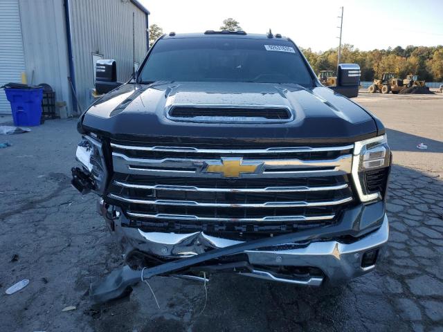 Chevrolet Silverado K2500 Heavy Duty Ltz Image 8