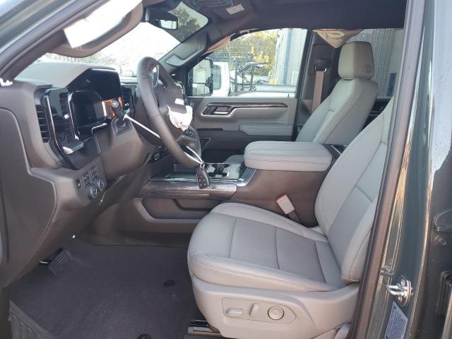 Chevrolet Silverado K2500 Heavy Duty Ltz Image 6