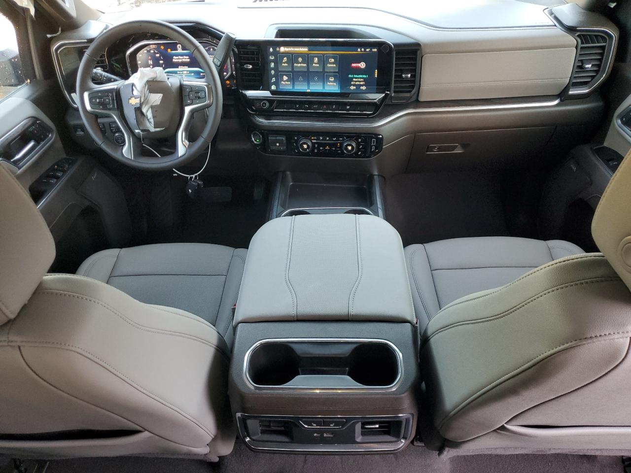 Chevrolet Silverado K2500 Heavy Duty Ltz Image 5