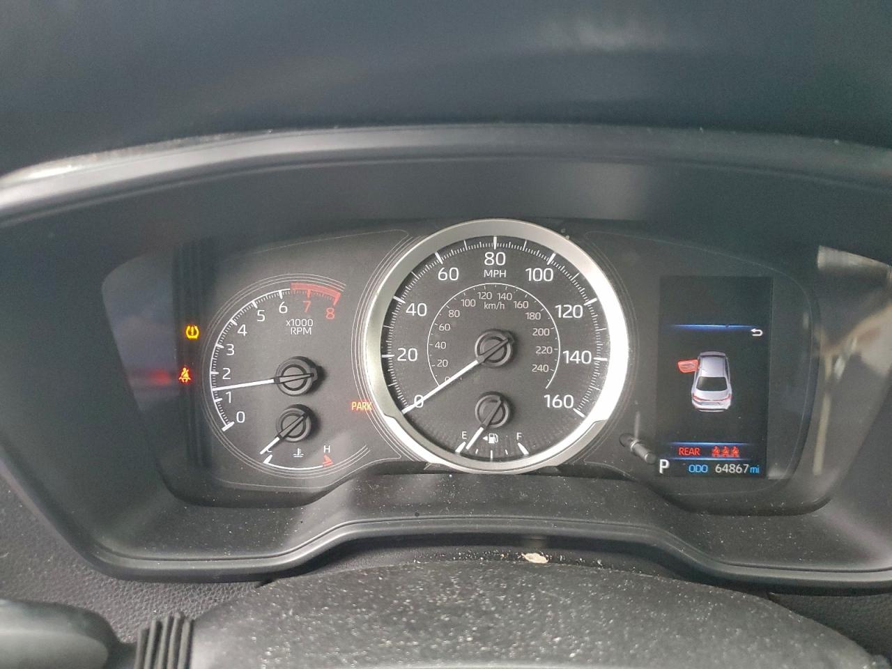 Toyota Corolla Le Image 9