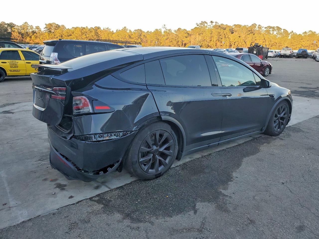 Tesla Model X Image 3