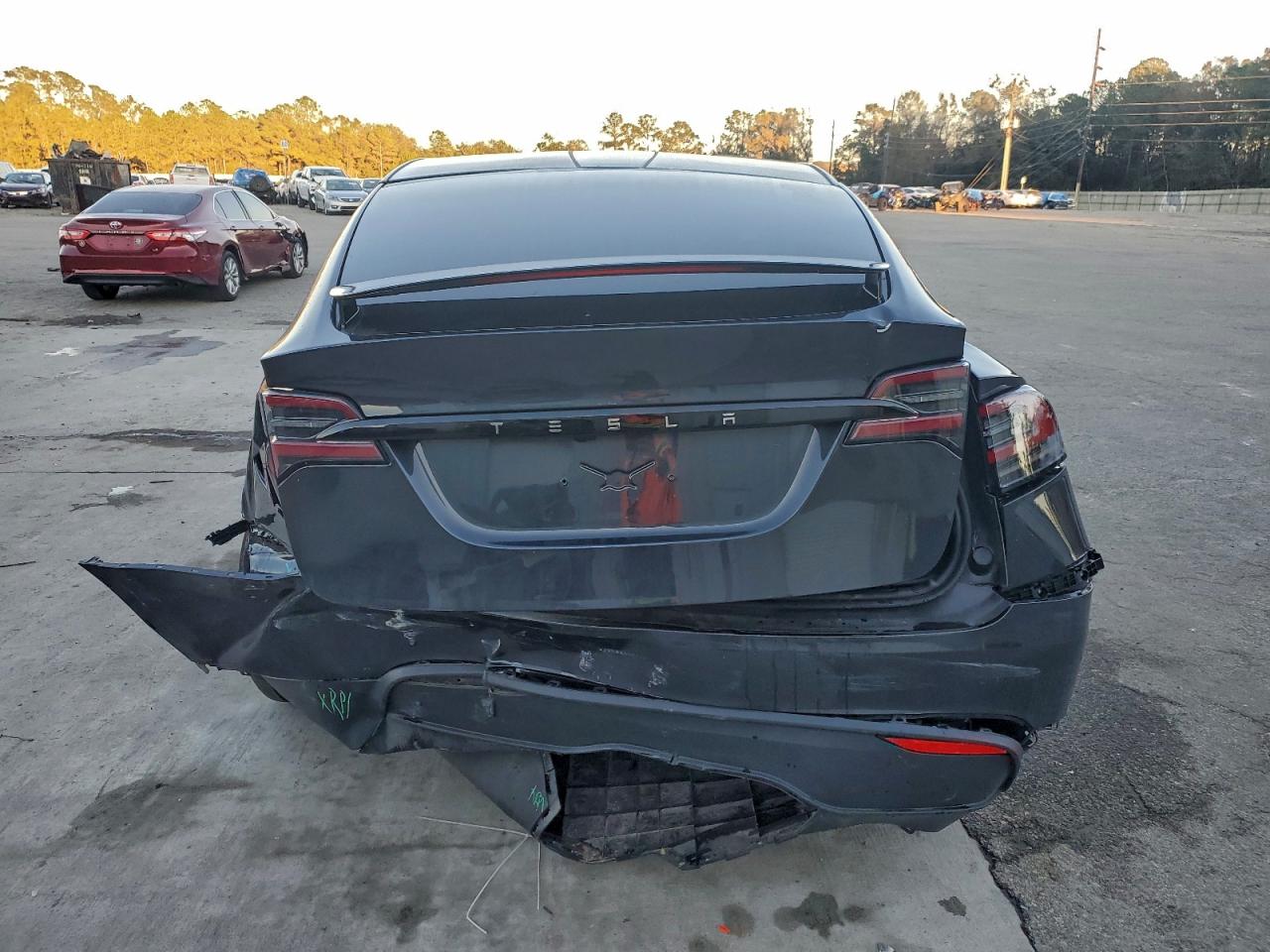 Tesla Model X Image 4