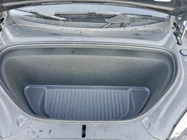 Tesla Model X Image 9