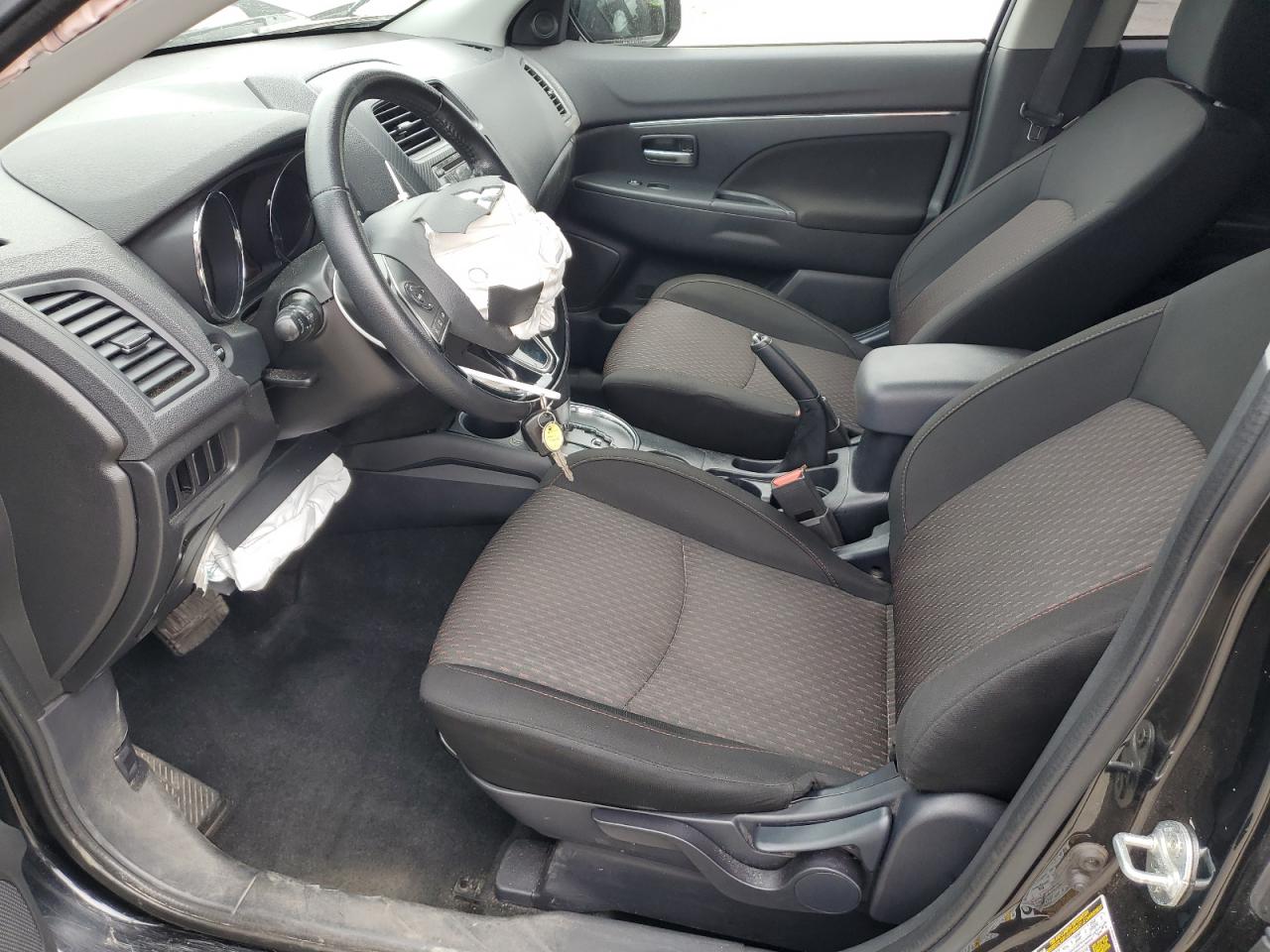 Mitsubishi Outlander Es Image 10