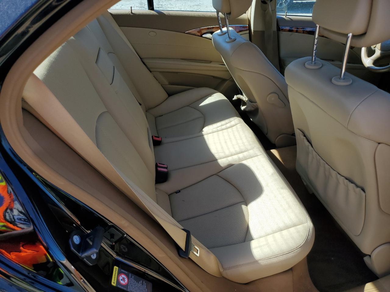 Mercedes-Benz E-Class 350 Image 6