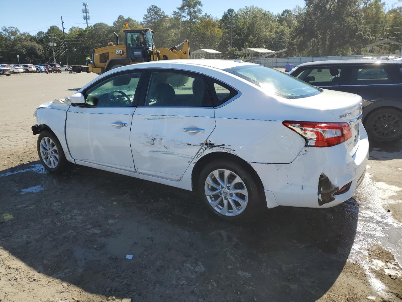 Nissan Sentra S Image 2