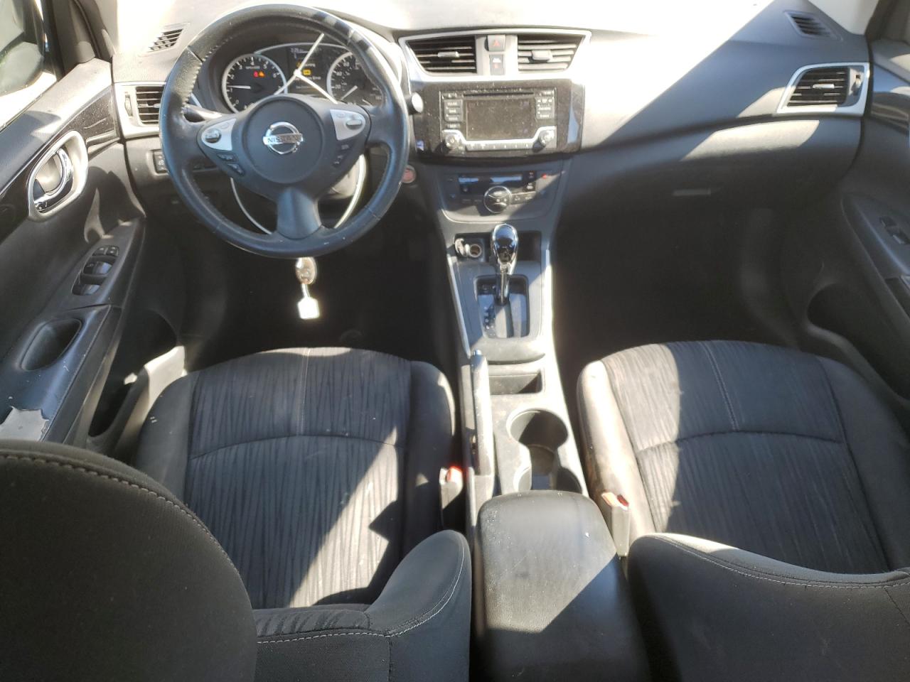 Nissan Sentra S Image 5