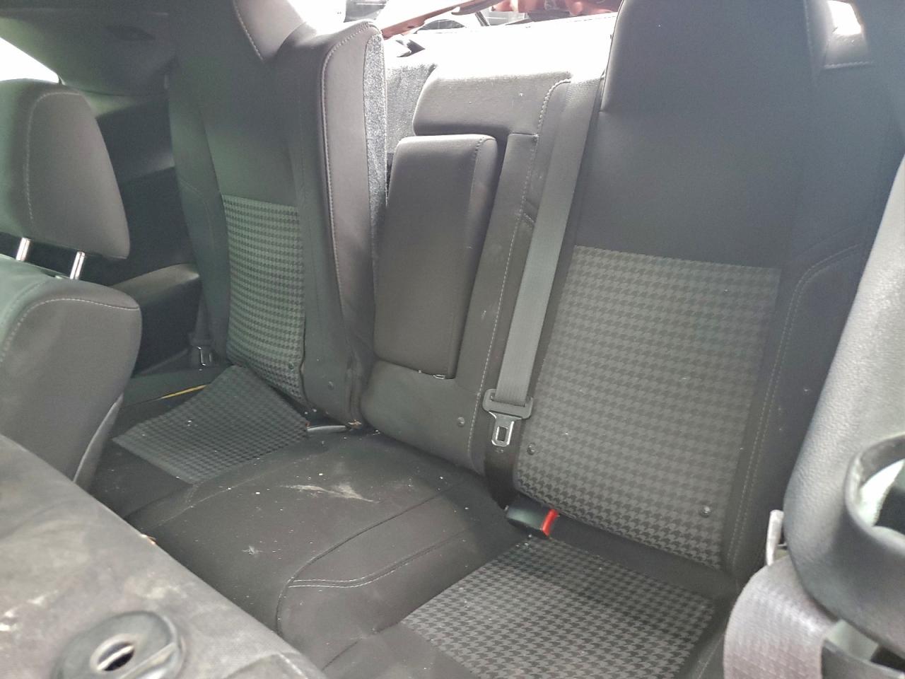 Dodge Challenger Sxt Image 6