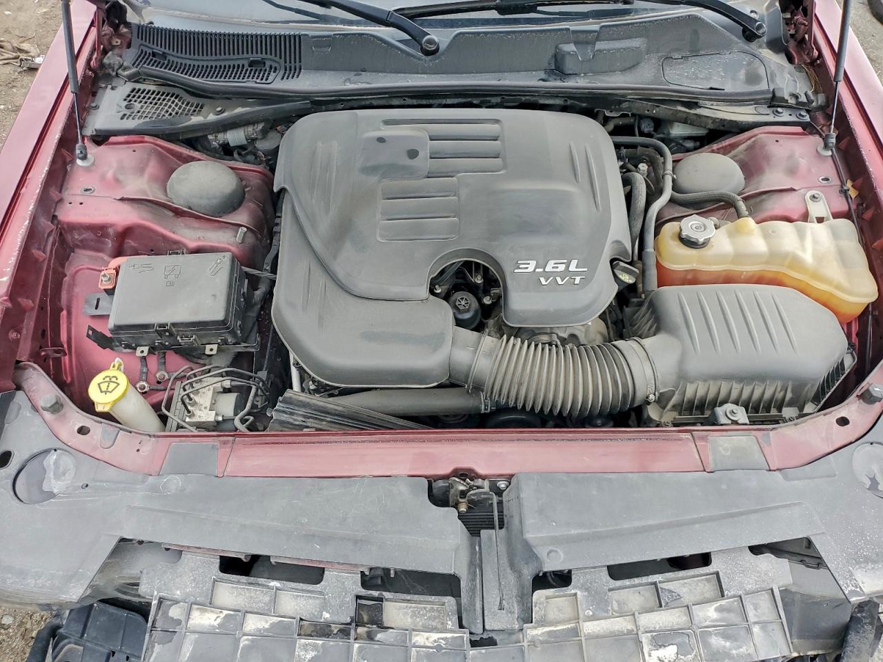 Dodge Challenger Sxt Image 7