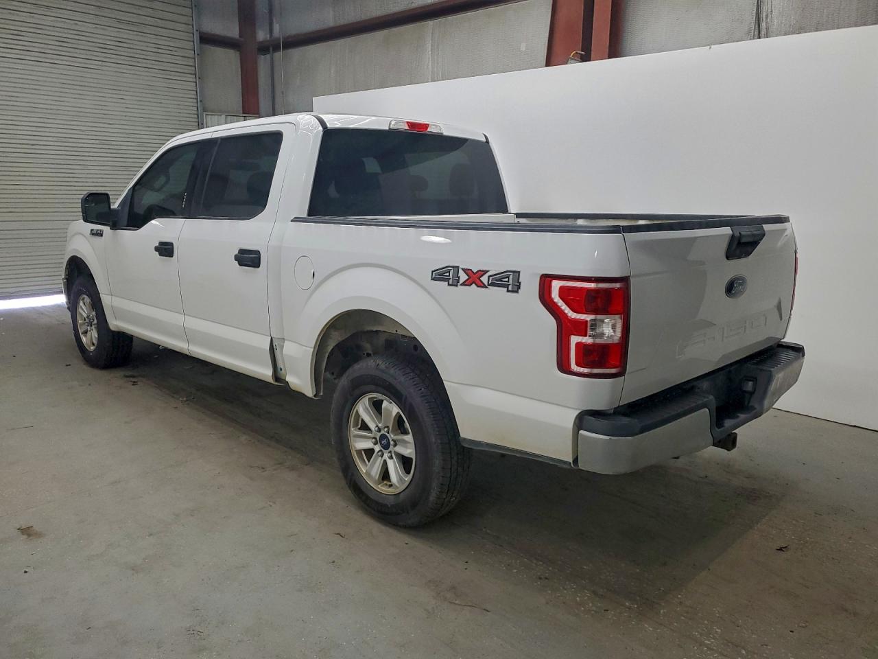 Ford F-150 Supercrew Image 4