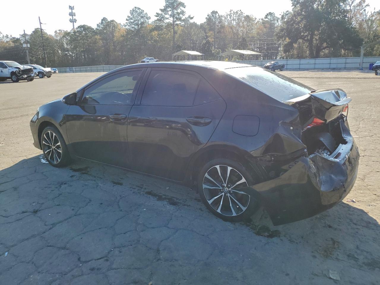 Toyota Corolla L Image 3