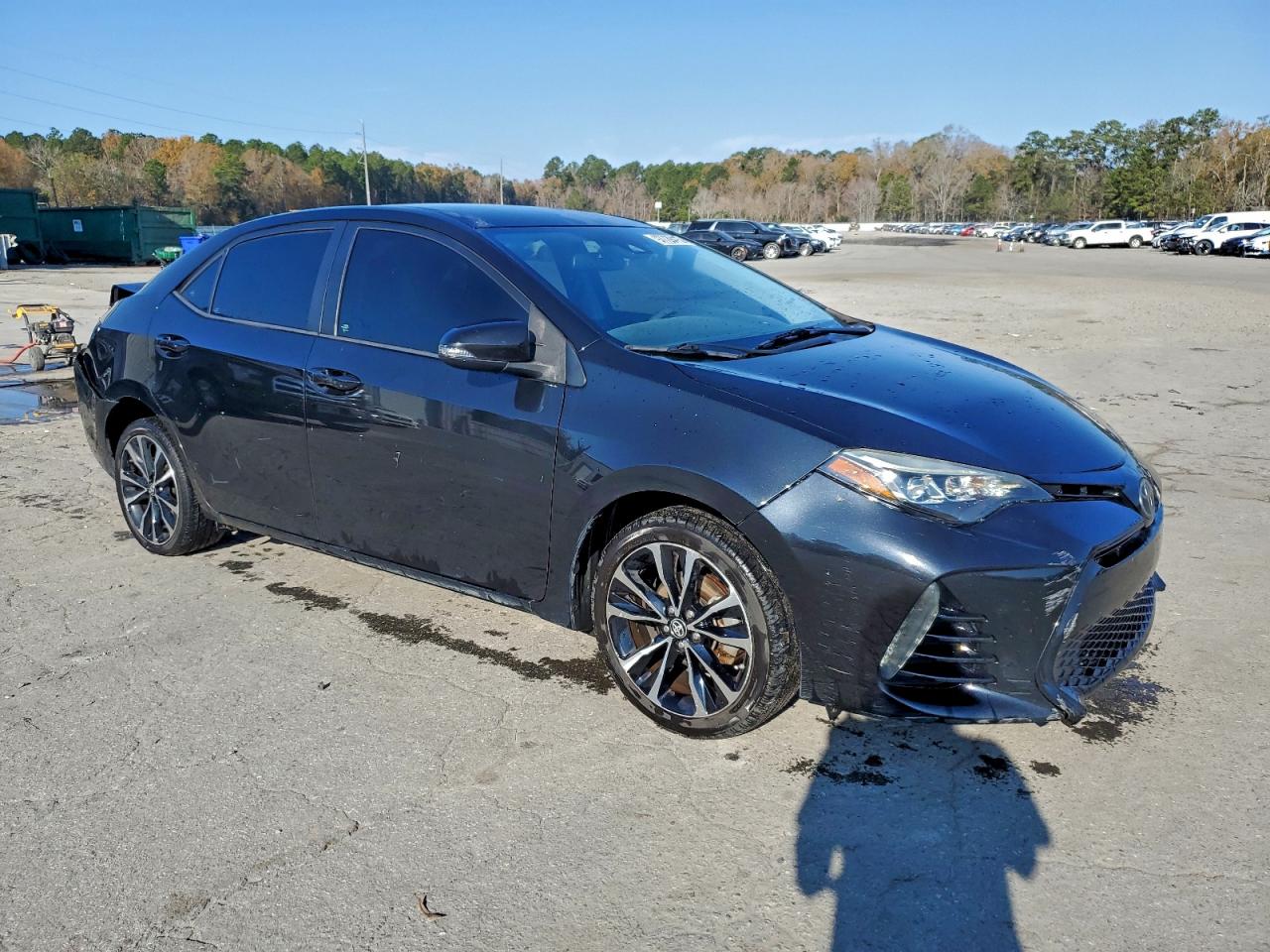 Toyota Corolla L Image 9