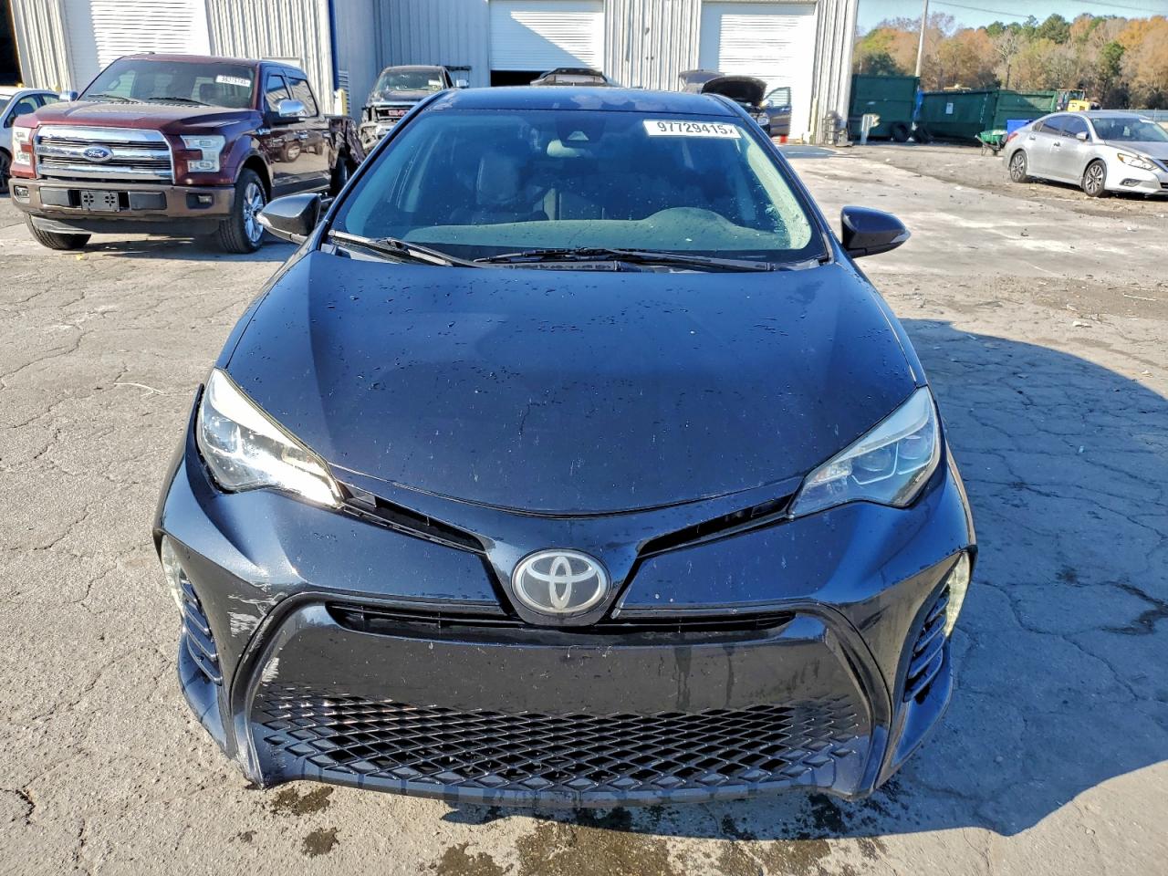 Toyota Corolla L Image 5