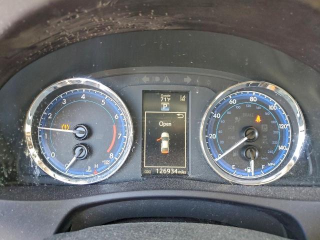 Toyota Corolla L Image 11