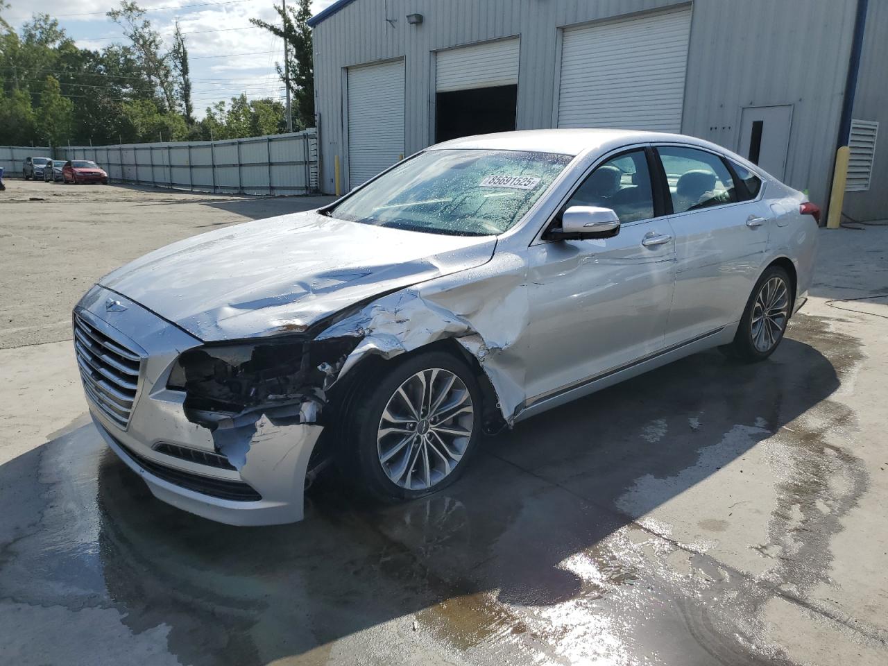 Hyundai Genesis 3.8l Image 1
