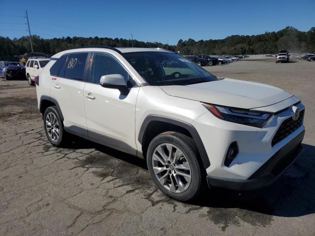 Toyota RAV4 Xle Premium Image 6