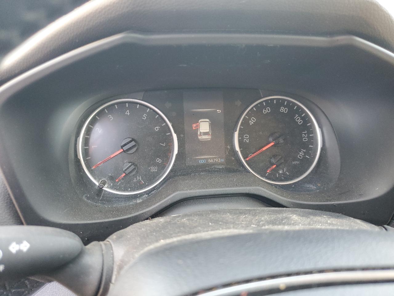 Toyota RAV4 Xle Premium Image 8