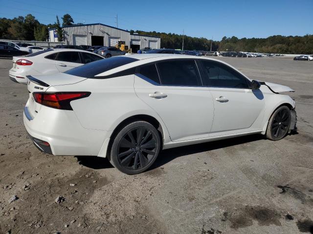 Nissan Altima Sr Image 11