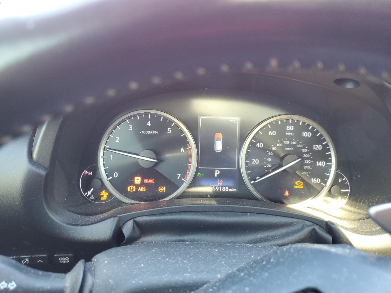 Lexus NX 300 Base Image 4